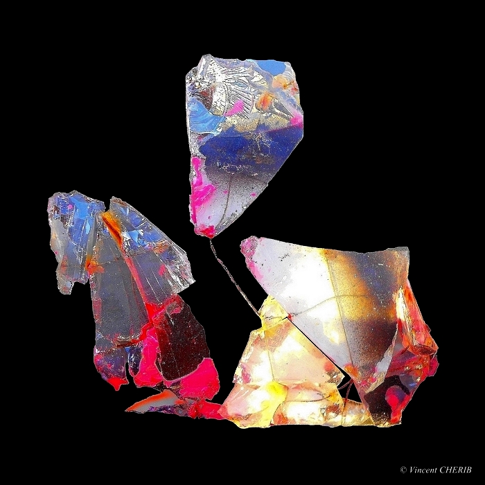 2019-04/1555193597_unx-101