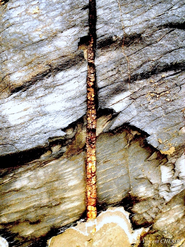 2025-12/1766944794_30-p